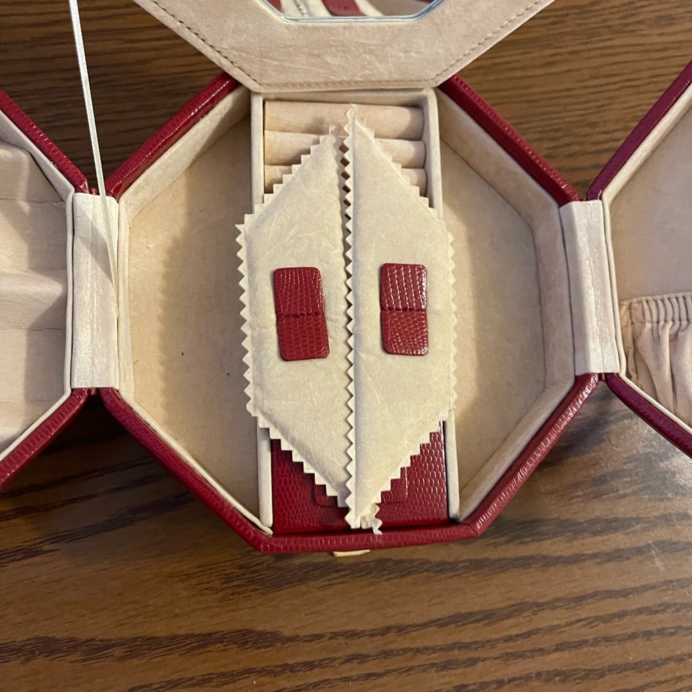 Jewelry box - Picture 5 of 6